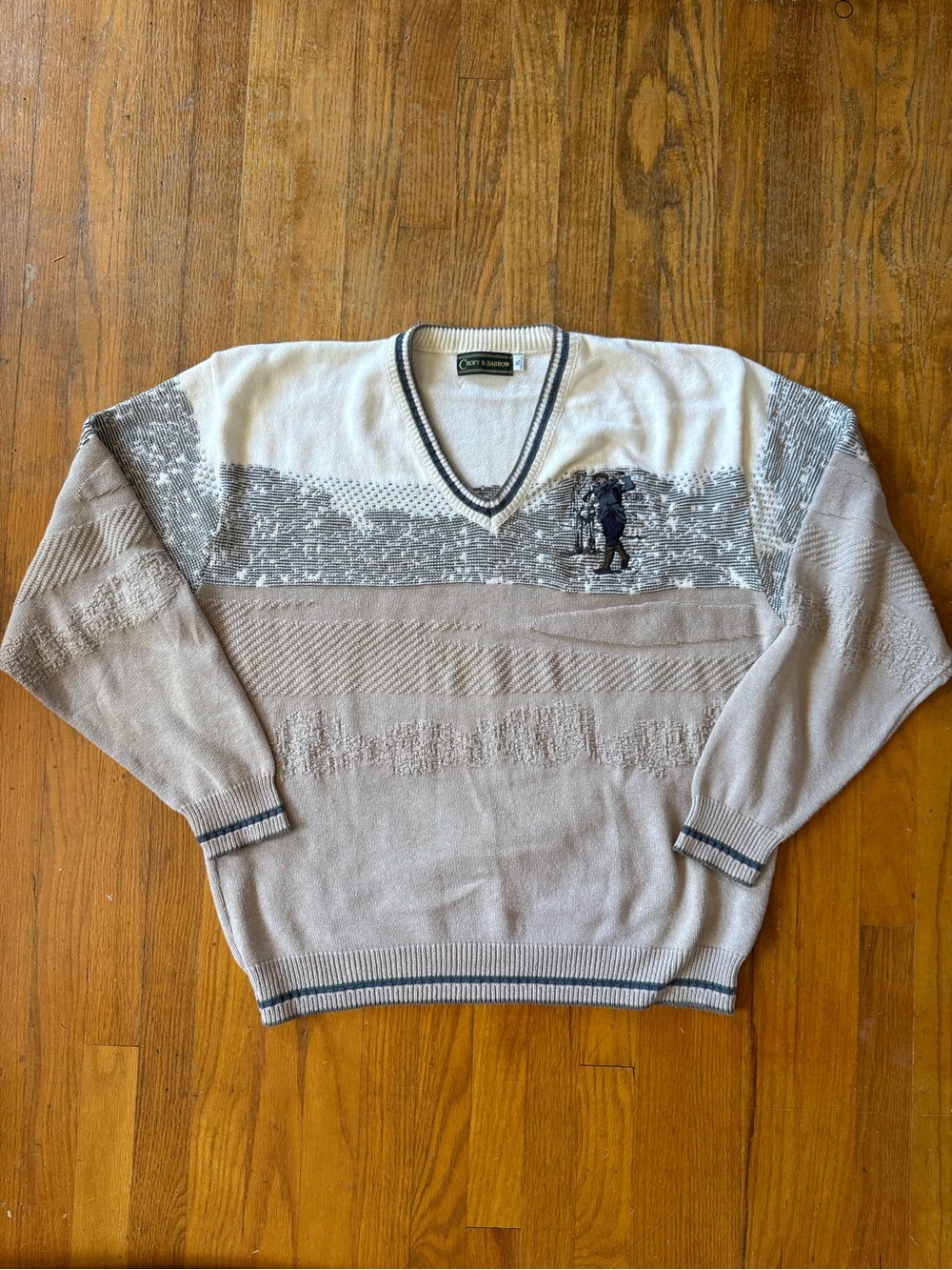 Vintage Two-Tone V-Neck Sweater - Gray & Cream Golf sz. XL